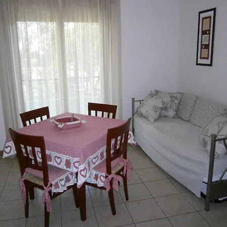 Apartment New Amazing Apartment In Residence With Pool - Caorle Caorle