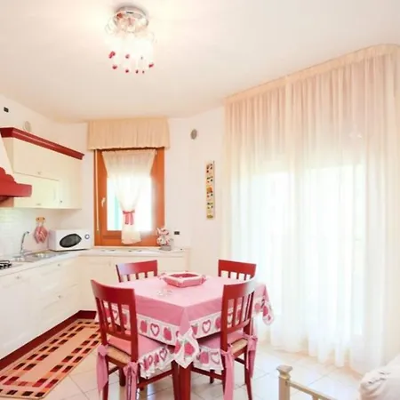 New Amazing Apartment In Residence With Pool - Caorle Caorle